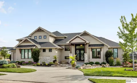12124 N 178th Cir, Bennington, NE 68007