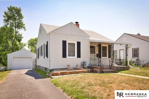 6119 S 33 St, Omaha, NE 68107