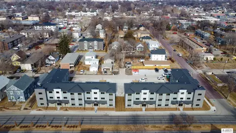 2480 Vine St, Lincoln, NE 68503