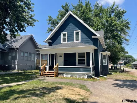 3162 Fowler Ave, Omaha, NE 68111