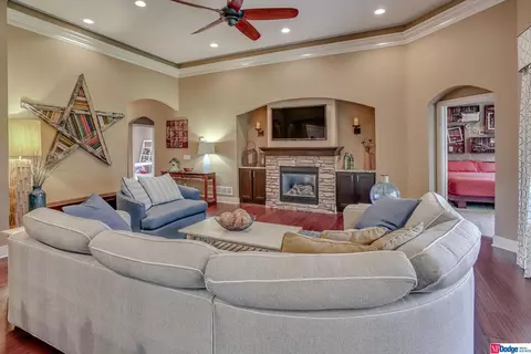 5764 N 157th St, Omaha, NE 68116 photo 9