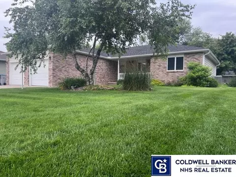 1657 N 1st St, Seward, NE 68434