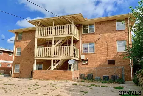 4815 Ames Ave, Omaha, NE 68104