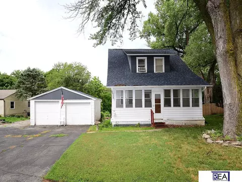3206 N 78 St, Omaha, NE 68134