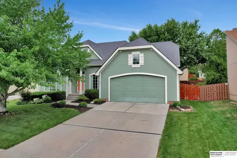 5920 N 146 Ave, Omaha, NE 68116