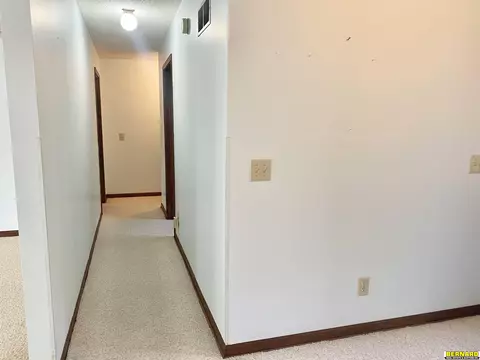 301 Eldon St, Talmage, NE 68448 photo 8
