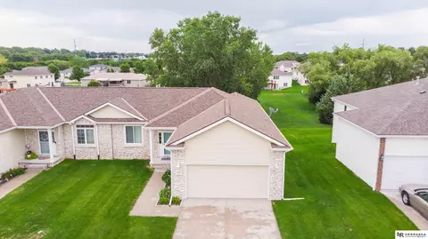 4840 S 77th St, Lincoln, NE 68516