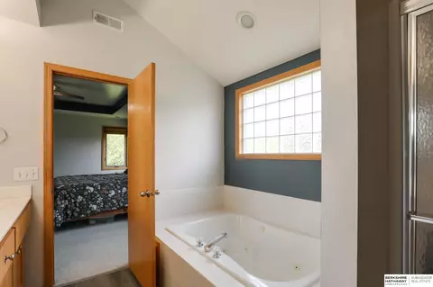17313 Sharp St, Omaha, NE 68135 photo 27