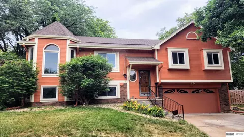 3986 S 153 Cir, Omaha, NE 68144