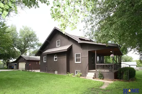 1853 E 13th St, Crete, NE 68333