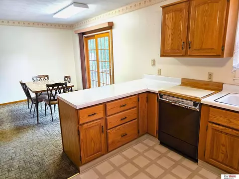 1711 Garfield St, Beatrice, NE 68310 photo 8