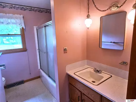 1711 Garfield St, Beatrice, NE 68310 photo 11