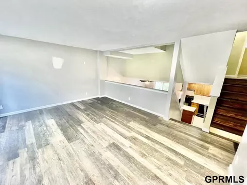 3473 Fowler Cir, Omaha, NE 68111 photo 2