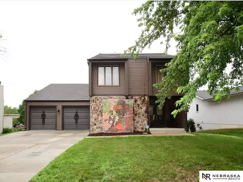 11304 Sahler St, Omaha, NE 68164