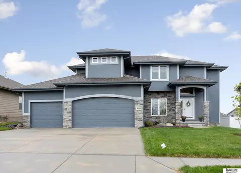 8109 S 193 St, Gretna, NE 68028