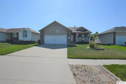 2523 N 88th St, Lincoln, NE 68507