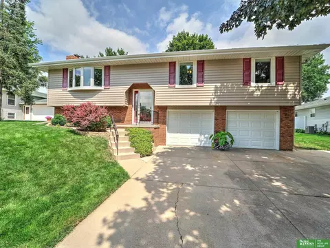 3003 N 200 Ave, Elkhorn, NE 68022