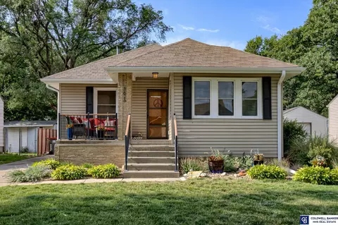 3626 Sumner St, Lincoln, NE 68506