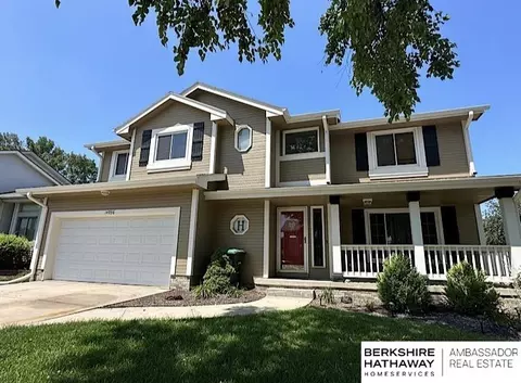 14936 G St, Omaha, NE 68136