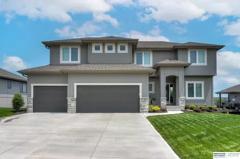2317 N 188 St, Elkhorn, NE 68022