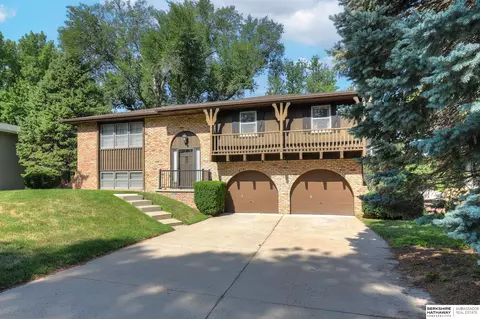 4846 N 113 St, Omaha, NE 68164