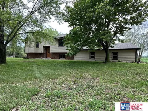 12301 Trails End, Lincoln, NE 68524
