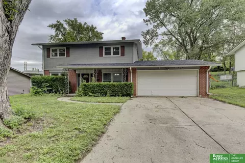 1145 St Andrews Rd, Bellevue, NE 68005