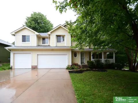 6602 Crabapple St, La Vista, NE 68128