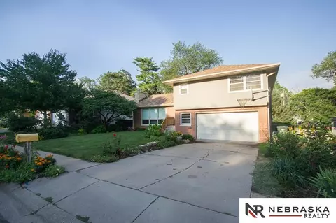 3910 S 17th St, Lincoln, NE 68502