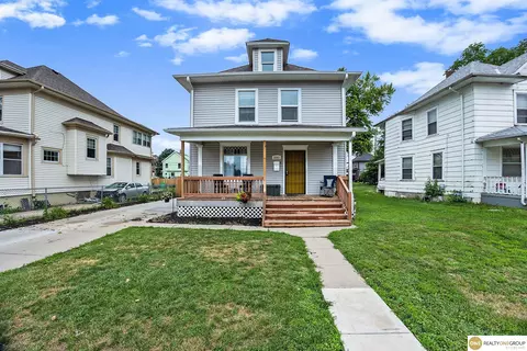 2563 Pratt St, Omaha, NE 68111