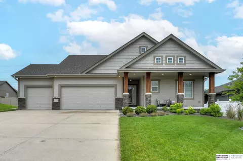 15264 Crown Point Ave, Omaha, NE 68116