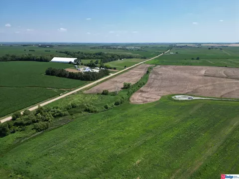 829 Independence Cir, Yutan, NE 68073