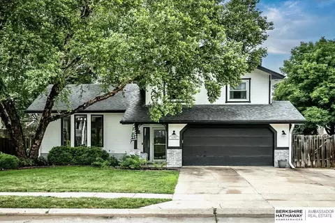 6312 S 110 St, Omaha, NE 68137