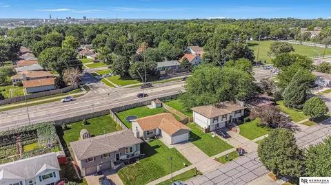 2013 Independence Dr, Lincoln, NE 68521
