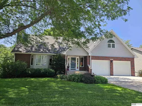 1741 N Laurel St, Wahoo, NE 68066