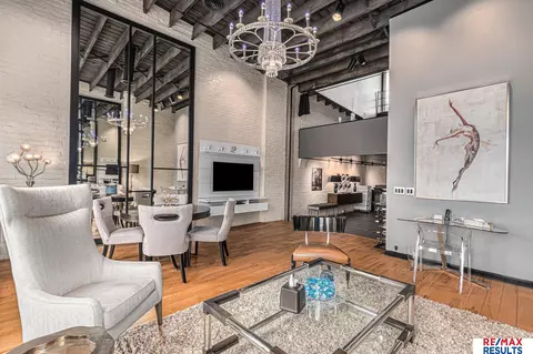 1013 Howard St #4, Omaha, NE 68102