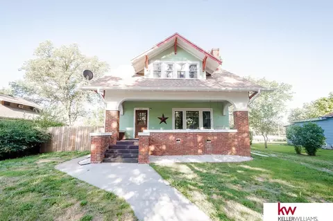 209 N Martin St, Clay Center, NE 68933