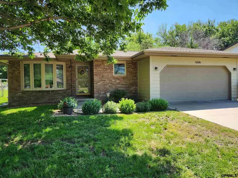 5606 S 31 St, Lincoln, NE 68516