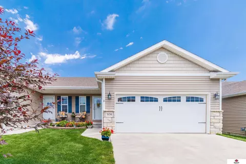 3138 King Ridge Blvd, Lincoln, NE 68504