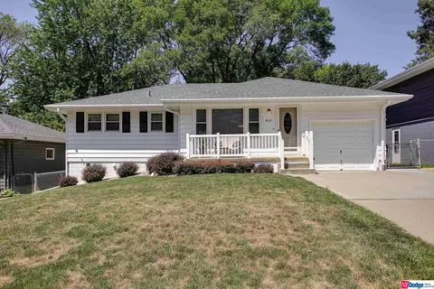 4818 S 49 Ave, Omaha, NE 68117