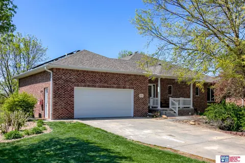 5101 Deer Ridge Dr, Eagle, NE 68347