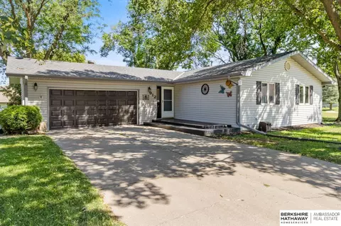 912 N 24 Ave, Blair, NE 68008