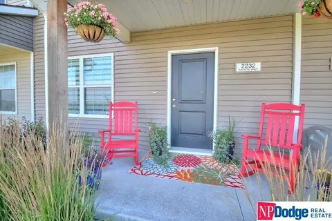 2232 Aaron Way, Fremont, NE 68025