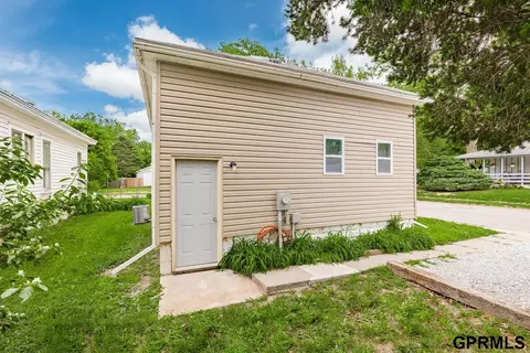 1701 N 32nd St, Lincoln, NE 68503