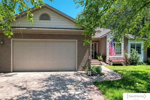 220 S Grove Ave, Crete, NE 68333
