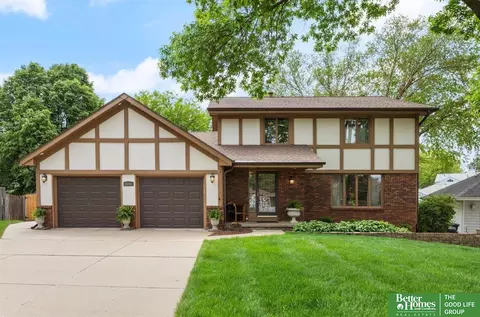 5863 S 104 Ave, Omaha, NE 68114