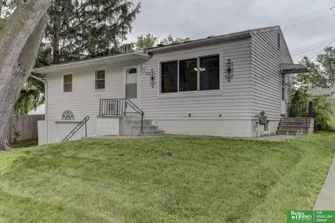 701 W 31 Ave, Bellevue, NE 68005