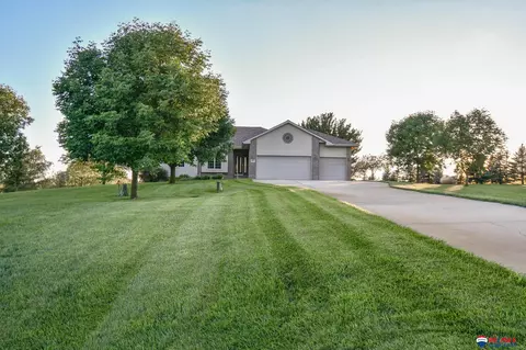 6615 Raven Ridge Ct, Denton, NE 68339