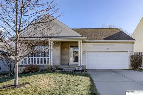 1319 N 208 St, Elkhorn, NE 68022