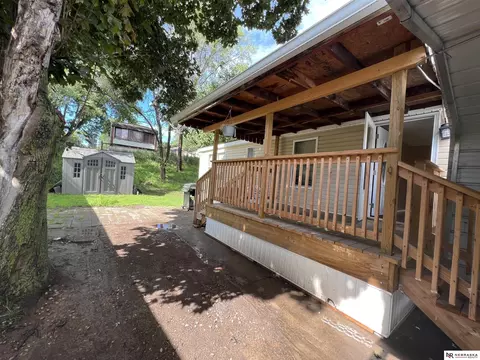 12624 Manderson Plz #303, Omaha, NE 68164